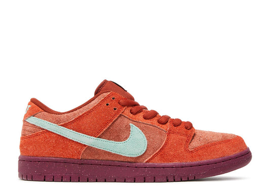 Dunk Low SB Mystic Red